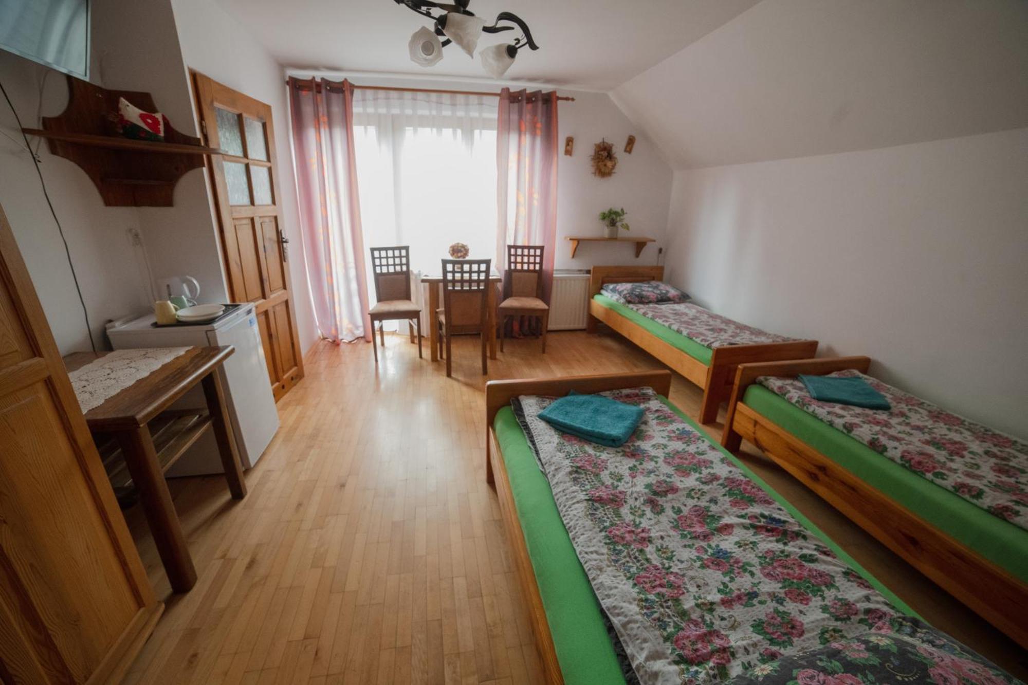 Wisniowy Gaj Villa Ujanowice Exterior photo